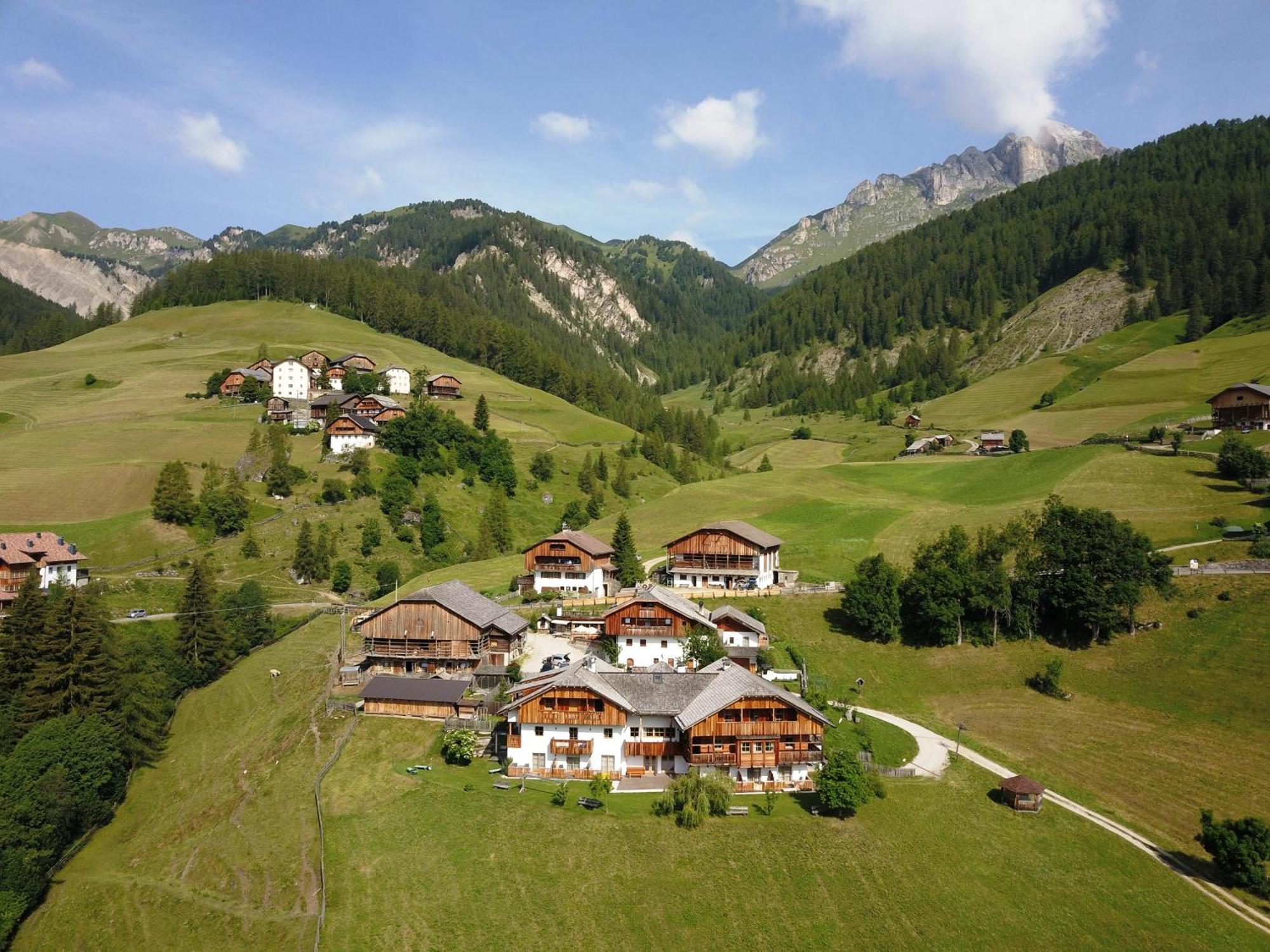Agriturismo Luech De Vanc Сан-Мартіно-ін-Бадія Екстер'єр фото